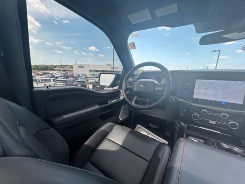 Used 2025 Ford F150 Raptor AWD/4WD image 56