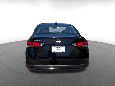 Used 2025 Nissan Versa SV FWD image 12