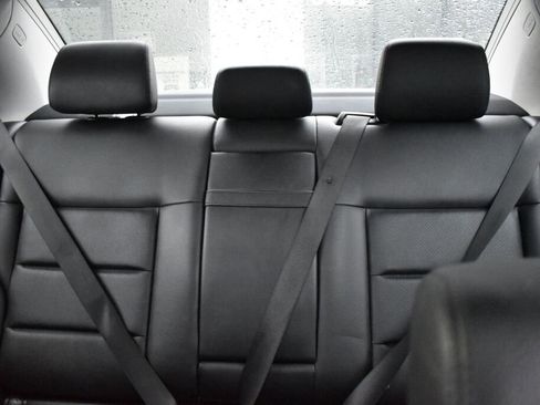 Used 2011 Mercedes-Benz E 350 Sedan image 29