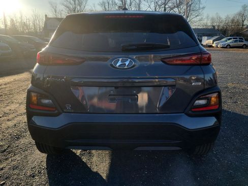 Used 2018 Hyundai Kona SE image 6