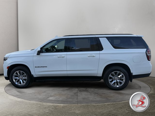 Used 2021 Chevrolet Suburban RST w/ Luxury Package AWD/4WD image 4