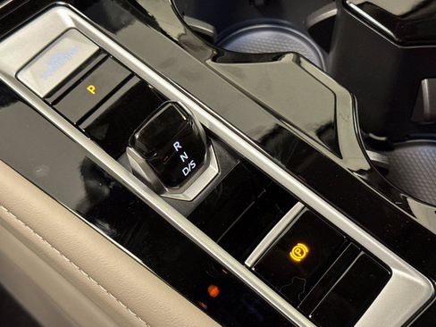 New 2026 Volkswagen Atlas SE image 20