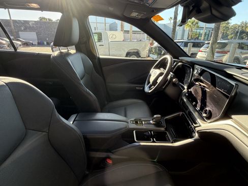 Certified 2026 Lexus TX 350 FWD w/ Technology Package image 42