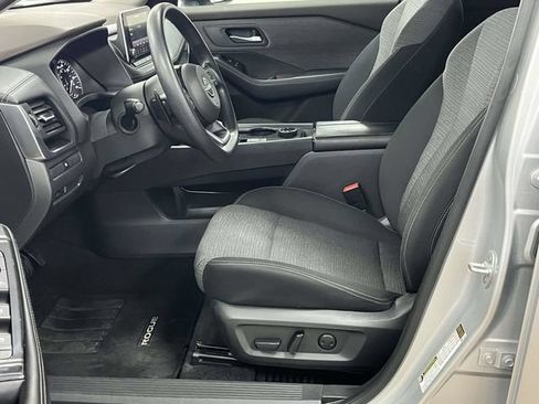 Used 2023 Nissan Rogue SV AWD/4WD image 15