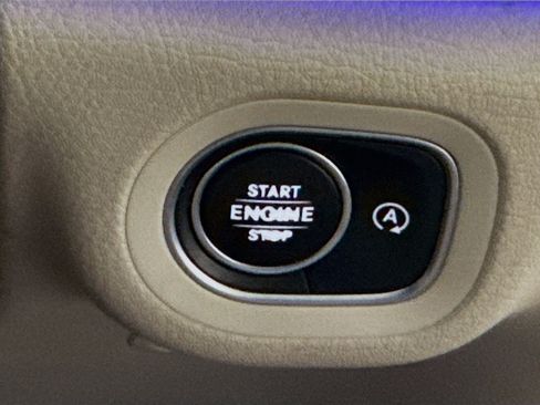 Used 2020 Mercedes-Benz GLE 350 w/ 3rd Row Seat Package image 21