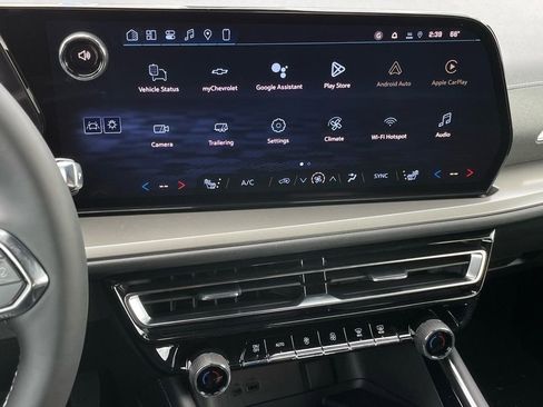 New 2026 Chevrolet Traverse LT image 17