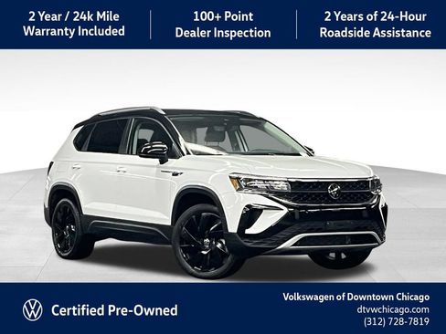 Used 2024 Volkswagen Taos SE AWD/4WD image 1