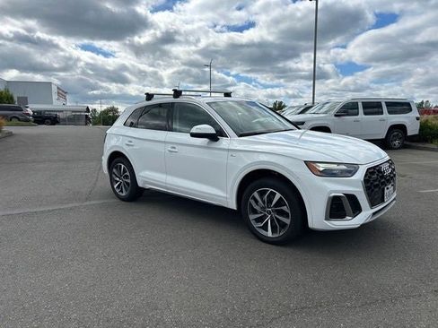 Used 2024 Audi Q5 2.0T Premium Plus AWD/4WD image 2