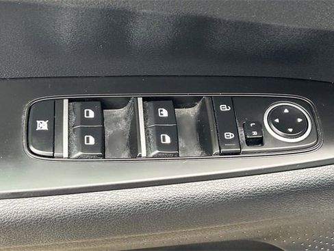 Used 2023 Kia Forte LXS image 15