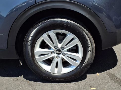 Used 2018 Kia Sportage LX FWD image 4
