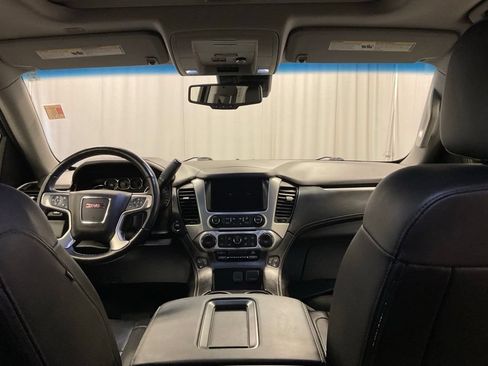 Used 2019 GMC Yukon SLT AWD/4WD image 4
