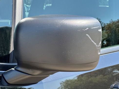 Used 2023 Jeep Renegade Latitude AWD/4WD image 53