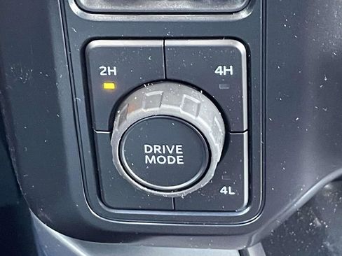 New 2026 Ford F250 Lariat w/ Chrome Package image 30