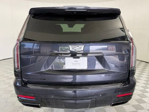 Certified 2025 Cadillac Escalade ESV Sport Platinum AWD/4WD image 7