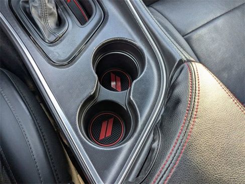 Used 2016 Dodge Challenger SXT Plus image 27