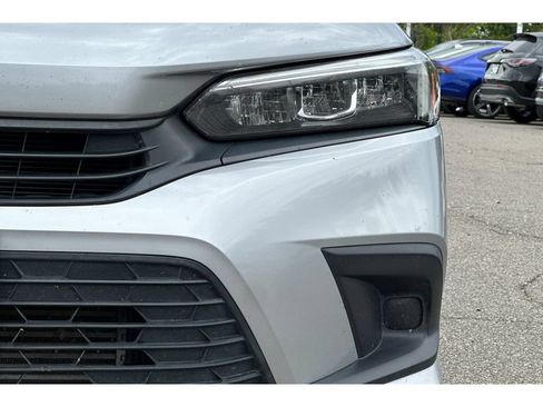 Used 2022 Honda Civic EX image 13