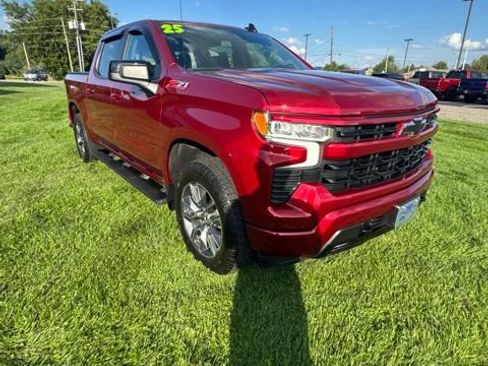 Used 2025 Chevrolet Silverado 1500 RST AWD/4WD image 3