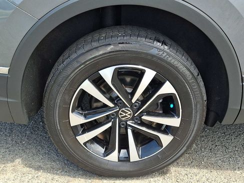 Used 2022 Volkswagen Tiguan S AWD/4WD image 7