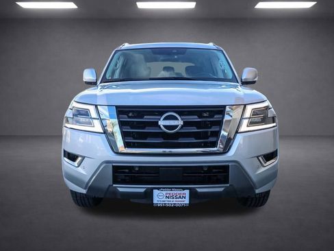 Used 2022 Nissan Armada SV image 9