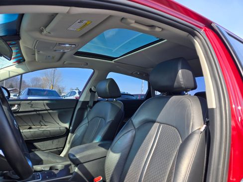 Used 2020 Kia Optima SE image 8