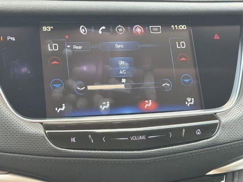 Used 2017 Cadillac XT5 Luxury w/ Driver Awareness Package FWD image 30