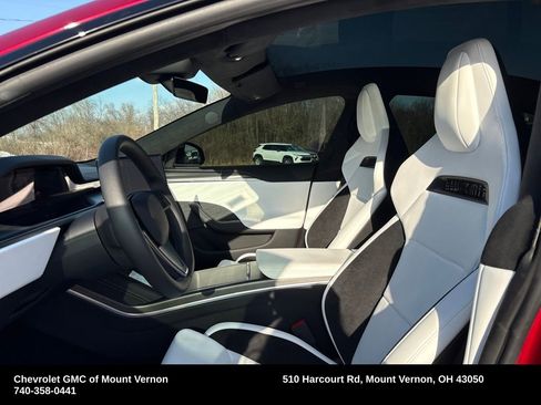 Used 2025 Tesla Model S Plaid image 9