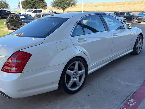 Used 2013 Mercedes-Benz S 550 image 3
