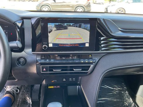 Used 2025 Toyota Camry LE FWD image 24