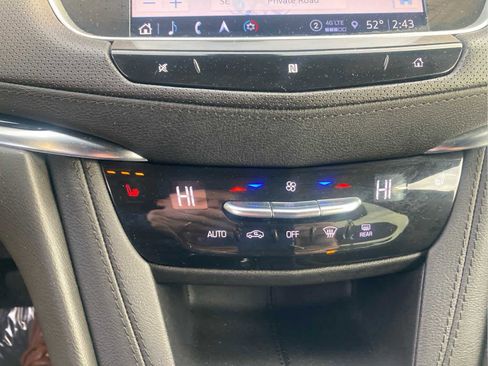 Used 2021 Cadillac XT5 Premium Luxury image 21