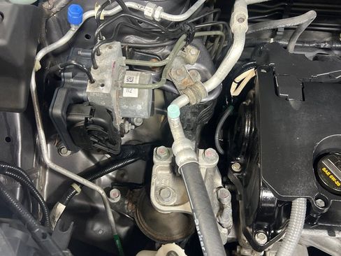 Used 2015 Honda CR-V Touring image 45