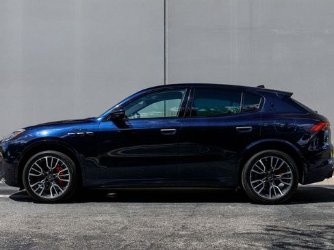 Certified 2023 Maserati Grecale Modena AWD/4WD image 2