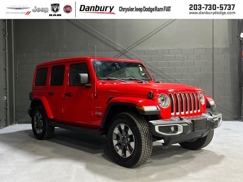 Used 2018 Jeep Wrangler Unlimited Sahara AWD/4WD image 1