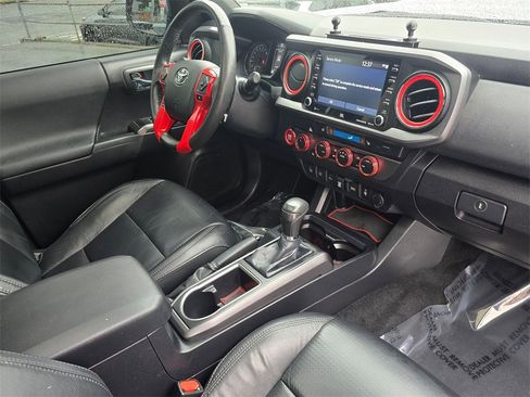 Certified 2021 Toyota Tacoma TRD Sport image 10