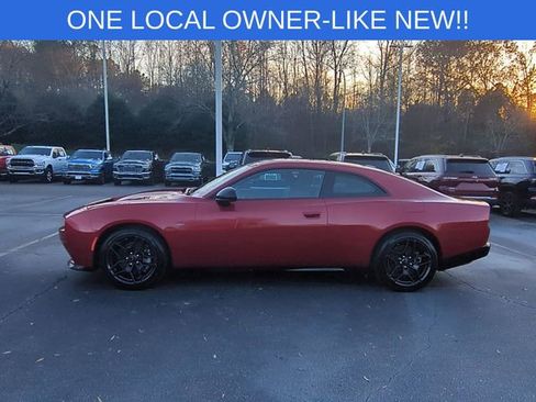 Used 2024 Dodge Charger R/T w/ Plus Group image 2