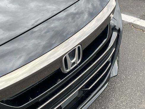 Used 2022 Honda Accord Sport image 7