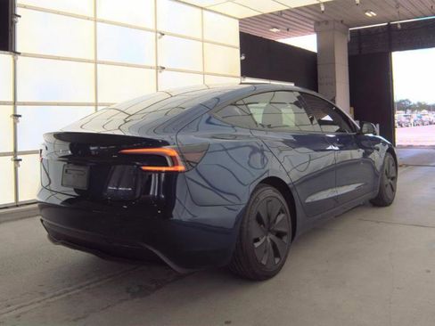 Used 2025 Tesla Model 3 Long Range AWD/4WD image 2