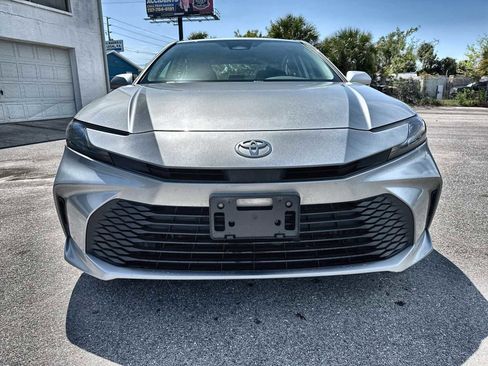Used 2025 Toyota Camry LE FWD image 9