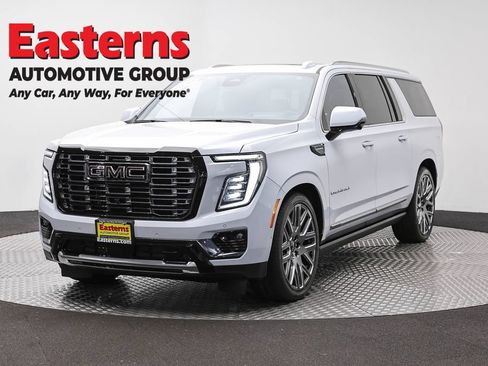 Used 2026 GMC Yukon XL Denali Ultimate AWD/4WD image 1