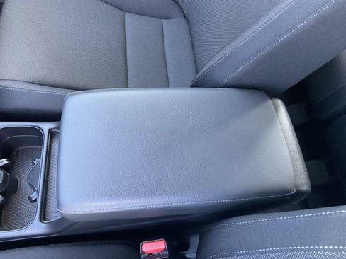 Used 2024 Honda CR-V LX image 41