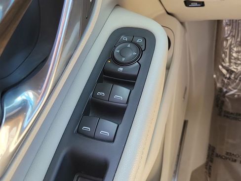 Used 2019 GMC Terrain Denali w/ Advanced Safety Package FWD image 19