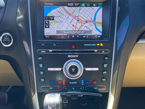 Used 2016 Ford Explorer Limited FWD image 23