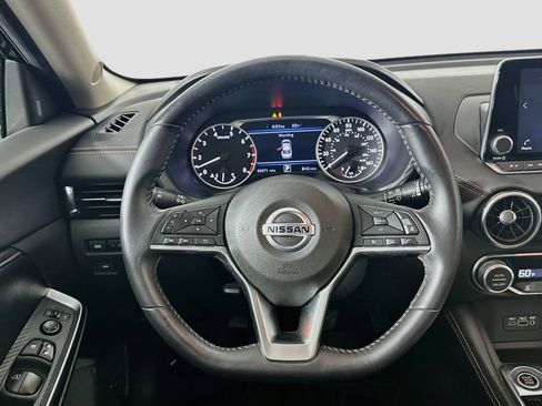 Used 2020 Nissan Sentra SR w/ Premium Package FWD image 18