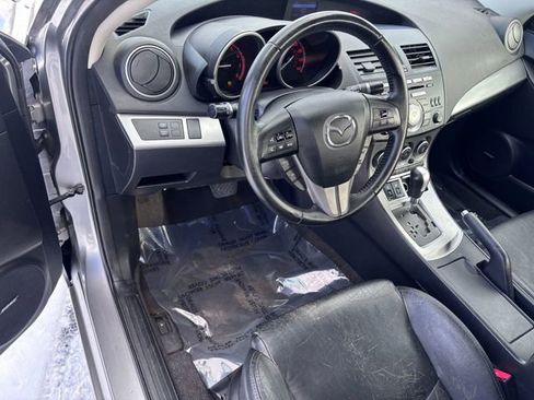 Used 2010 MAZDA MAZDA3 s Grand Touring image 9