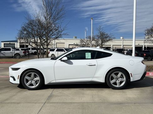 New 2026 Ford Mustang Coupe RWD image 3