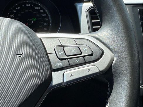 Used 2021 Volkswagen Atlas Cross Sport SE FWD image 18