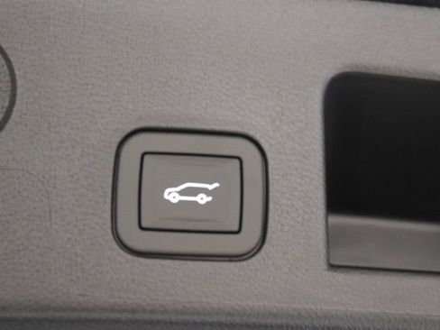 New 2026 GMC Terrain Denali w/ LPO, Floor Liner Package image 16