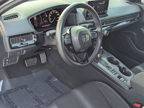Used 2024 Honda Civic Sport image 9