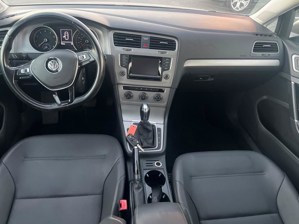 Used 2015 Volkswagen Golf S FWD image 16