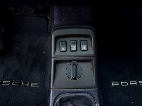 Used 1992 Porsche 911 Carrera image 24