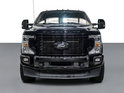 Used 2021 Ford F350 Lariat w/ Lariat Ultimate Package AWD/4WD image 3